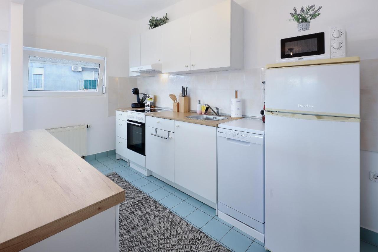 Apartment Leon - Sea View Rijeka Eksteriør billede
